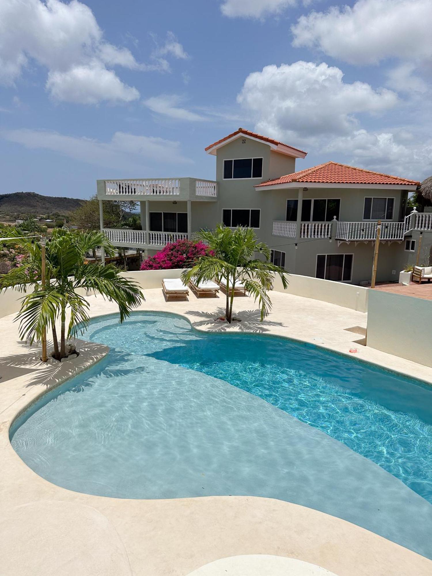 Palm View Hotel Willemstad Exterior photo